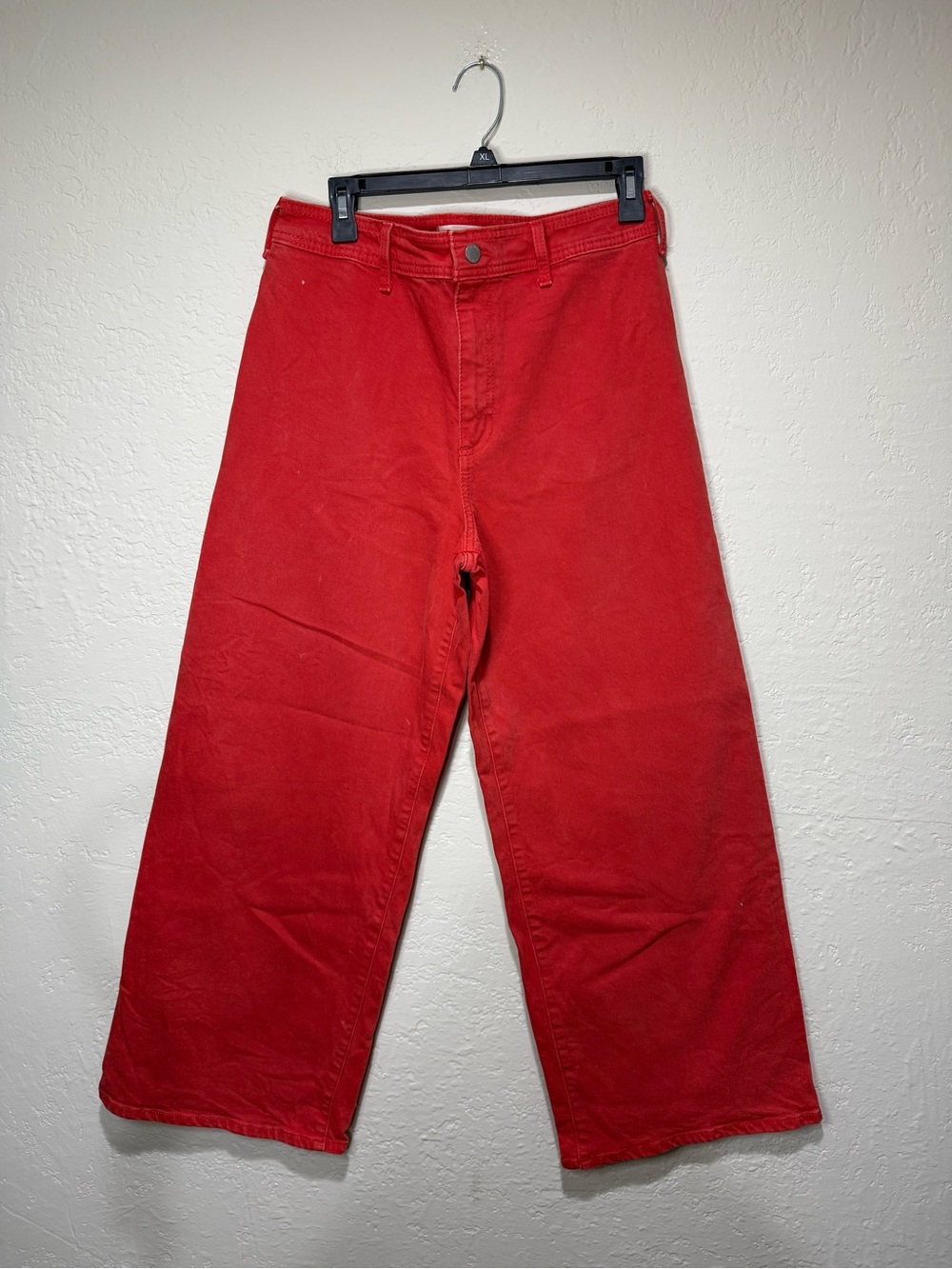 Universal Threads Red High-Waisted Sailer Wide Leg - Size 8